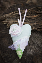 Similar image 13140636