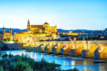 Similar image 13137019