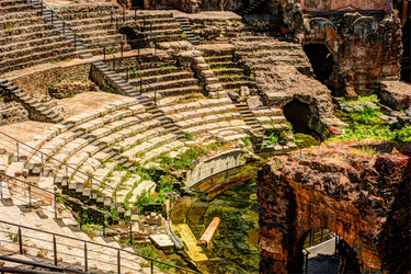 Similar image 13137348