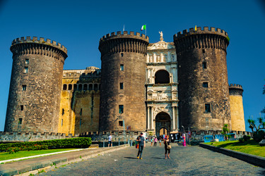 Similar image 13136263