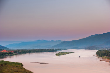 Similar image 13135812