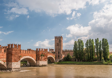 Similar image 13135978