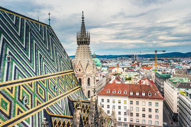 Similar image 13136383