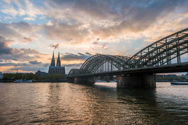 Similar image 13137427