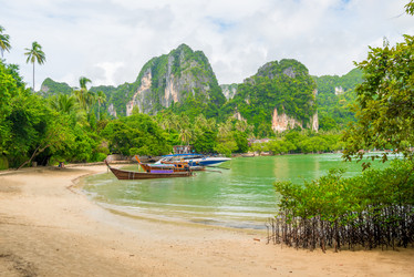 Similar image 13132470