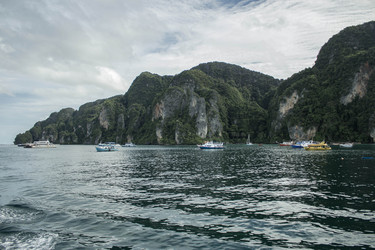 Similar image 13120735