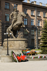 Similar image 13125299