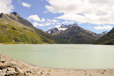 Similar image 13125341