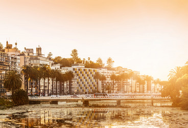 Similar image 13126021