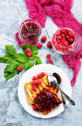 Similar image 13126338