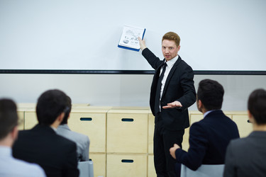 Similar image 13137548