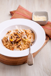 Similar image 13137837