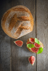 Similar image 13137812