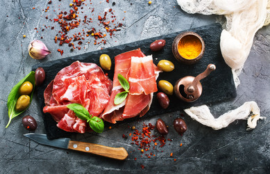 Similar image 13142937