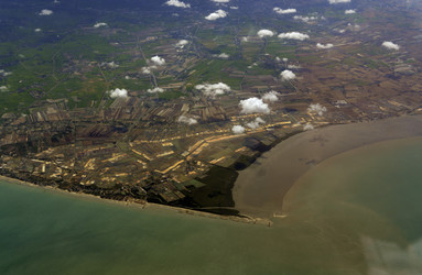 Similar image 13178042