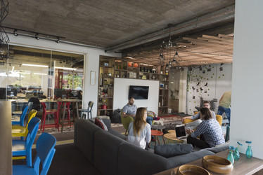 Similar image 13174299