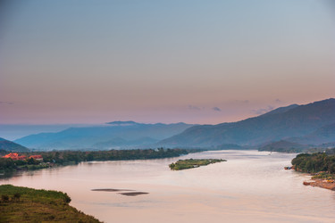 Similar image 13151699