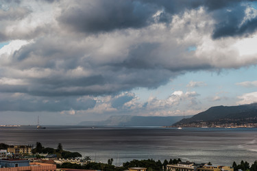 Similar image 13151880