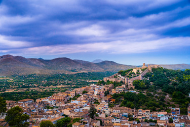 Similar image 13152362