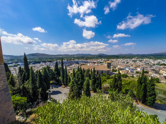 Similar image 13151292