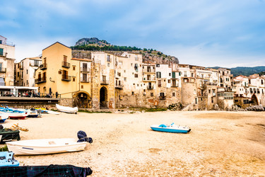 Similar image 13152228