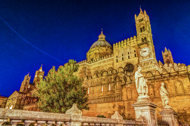 Similar image 13152189