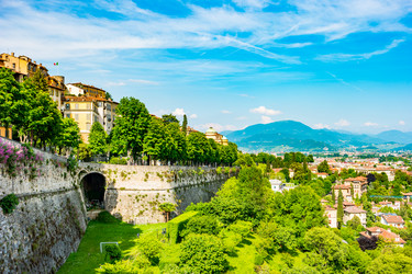 Similar image 13153022