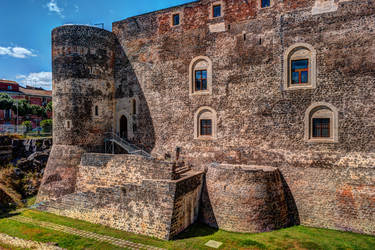 Similar image 13151374