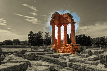 Similar image 13152351