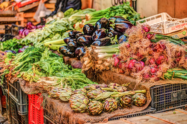 Similar image 13151359