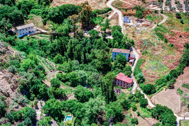 Similar image 13152236