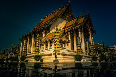 Similar image 13151385