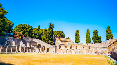 Similar image 13153682