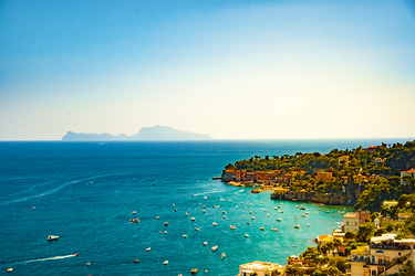 Similar image 13153698