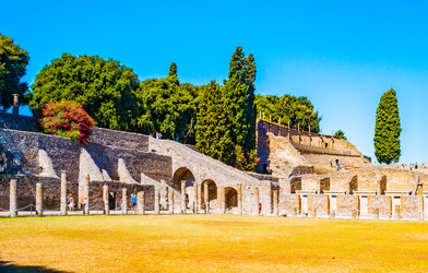 Similar image 13153596