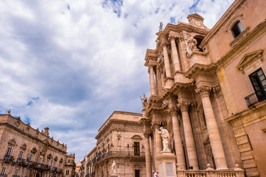 Similar image 13153617