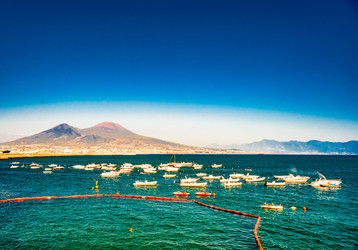 Similar image 13153296