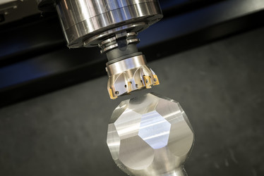 Similar image 13172098