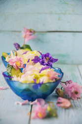 Similar image 13180288