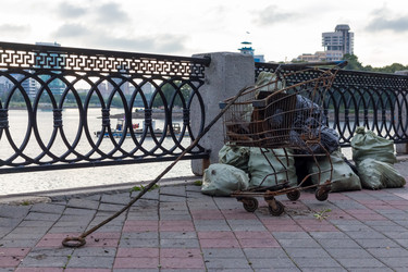 Similar image 13158376