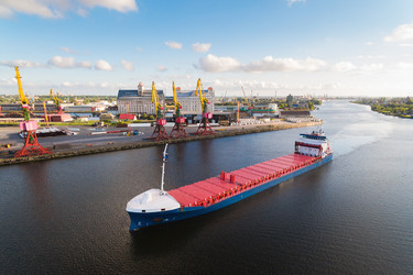 Similar image 13157323