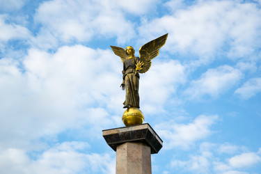 Similar image 13163676