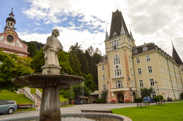 Similar image 13171232