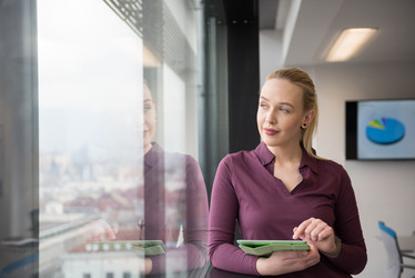 Similar image 13240008