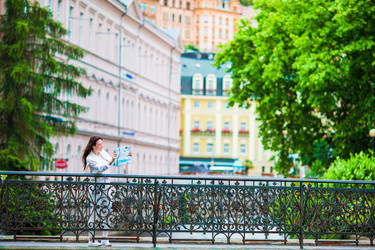 Similar image 13208372