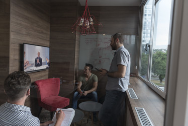 Similar image 13230000