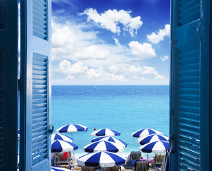 Similar image 13215623