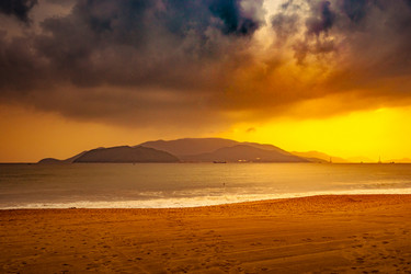 Similar image 13196984