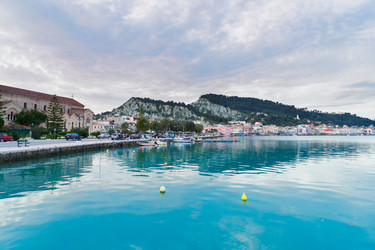 Similar image 13215683