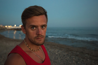 Similar image 13213688